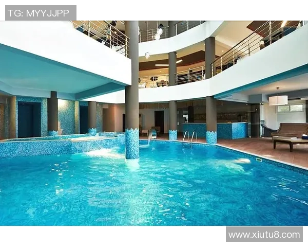 打造梦幻泳池装修设计,营造舒适休闲水域空间,提升家庭品质生活体验 打造梦幻泳池装修设计,营造舒适休闲水域空间,提升家庭品质生活体验