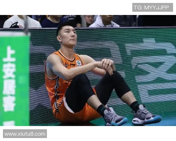 南京足球队的成长之路:从默默无闻到璀璨辉煌的奋斗历程 南京足球队的成长之路:从默默无闻到璀璨辉煌的奋斗历程